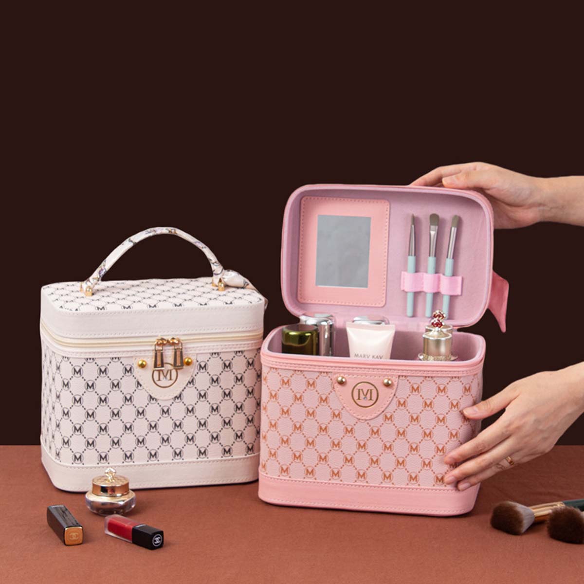 Luxury Bags Gucci - Yeni retro boy makyaj çantası çok