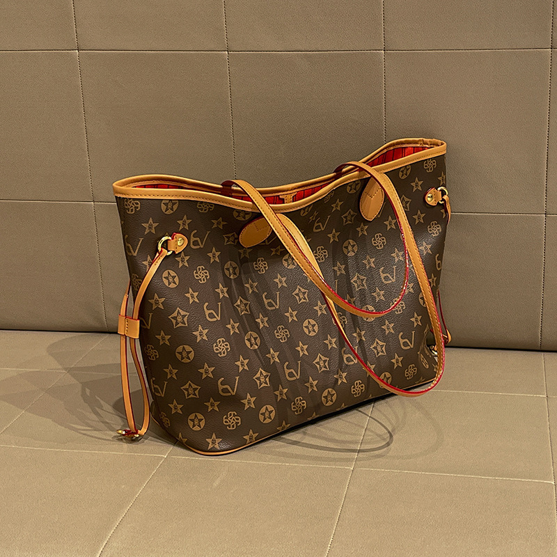 Zarif Deri Bebek Bezi Çantası  - Luxury Bags Paris incelemesi ve fiyatı